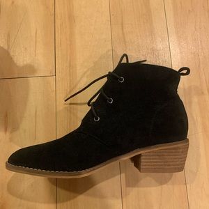 Ankle boots